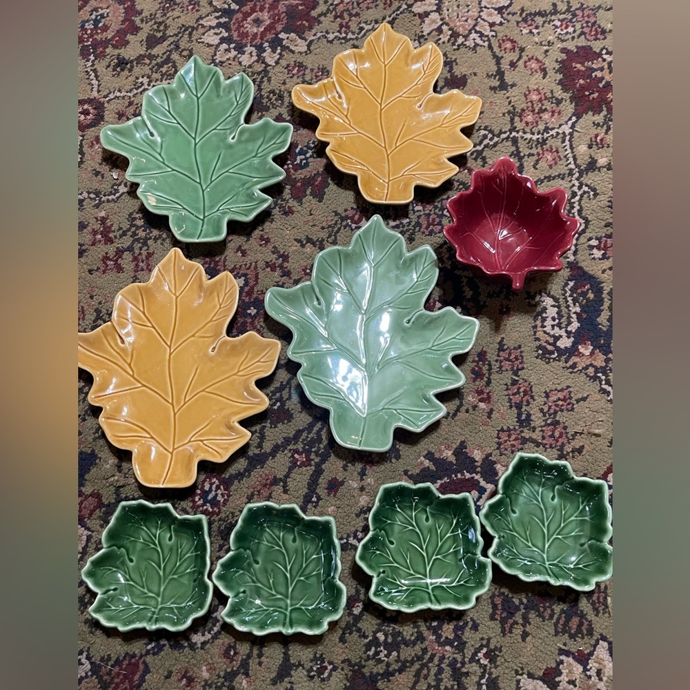 Set of 9 Darling Leaf plates/Bowls